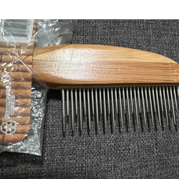 Dog bamboo comb - Picture 2 of 5
